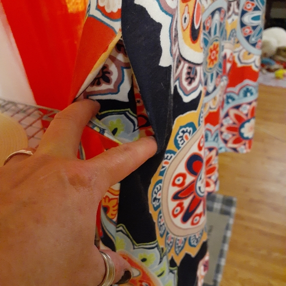 Top/Tunic - Picture 6 of 9